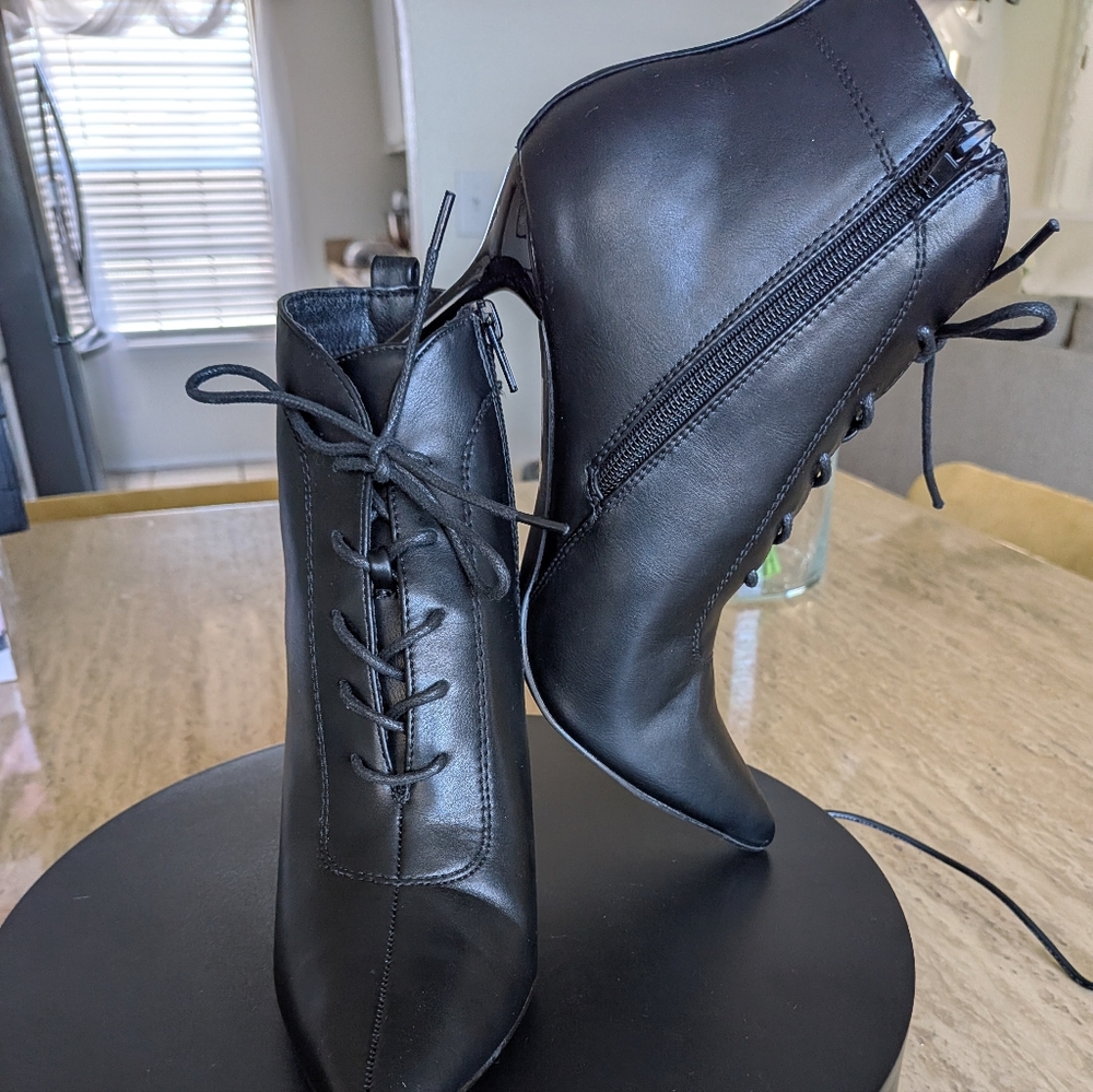 Shoe Republic LA Black Heeled Boots